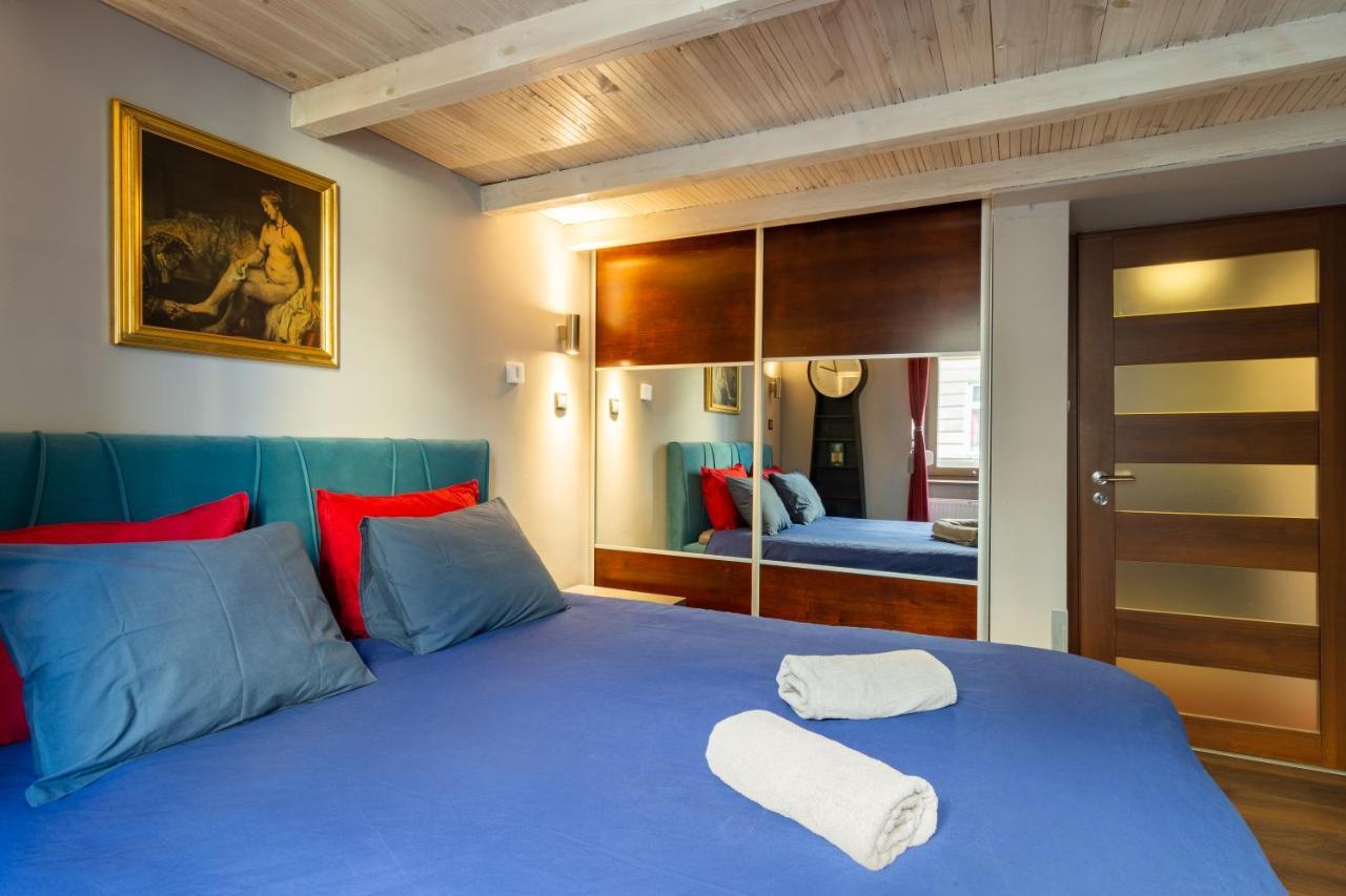Lilly Apartment Main Train Station Old Town By The Castle Suites Krakow Exterior photo